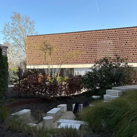 Guest house Dezwartefles